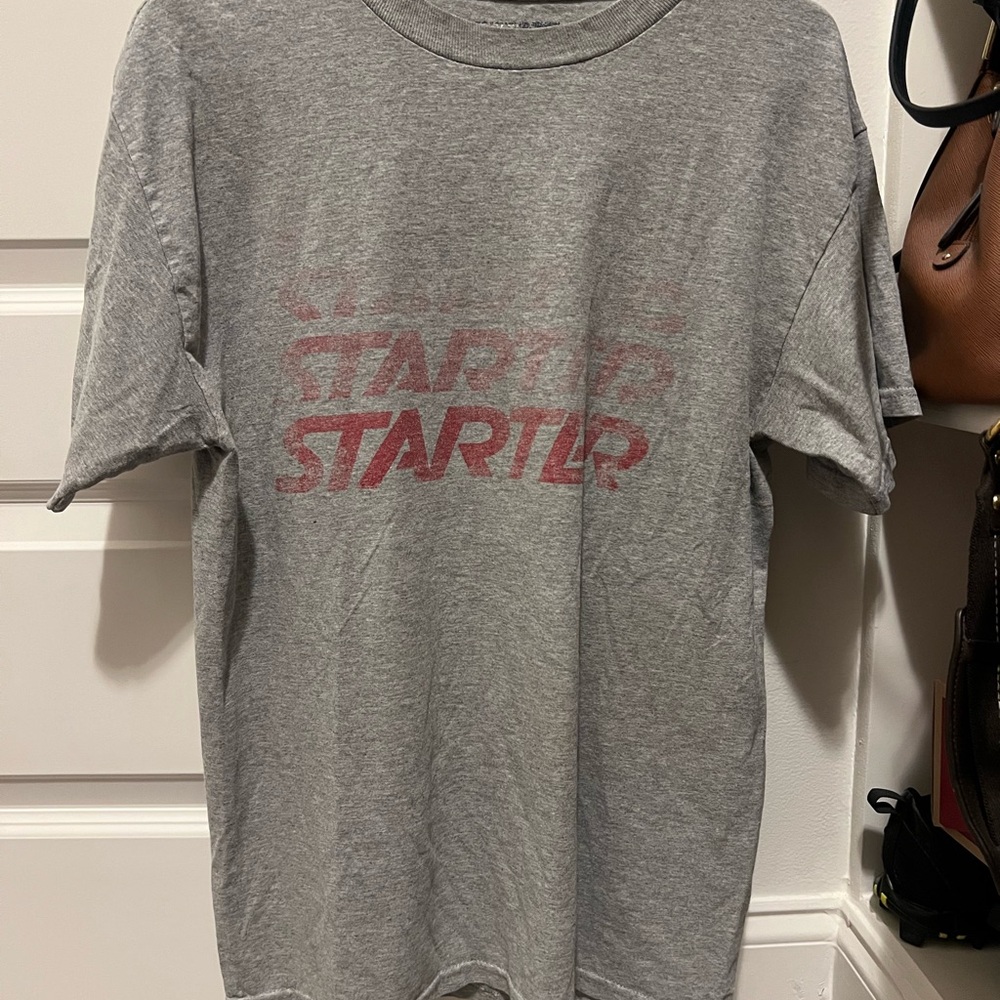 STARTER Gray Short Sleeve Tee Classic Design